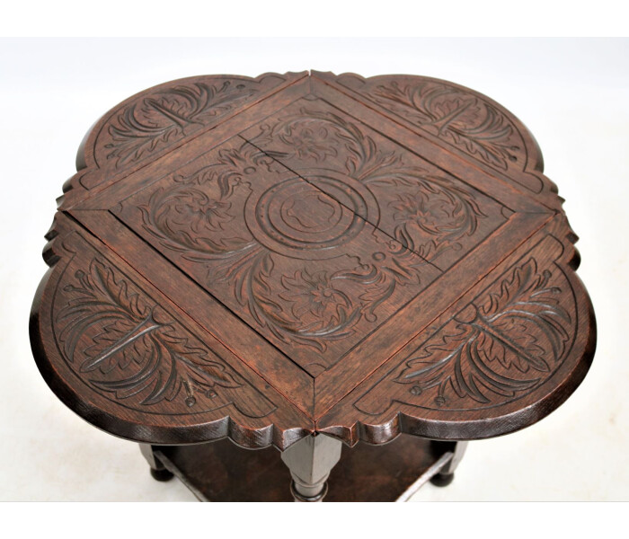 Carved oak table 5