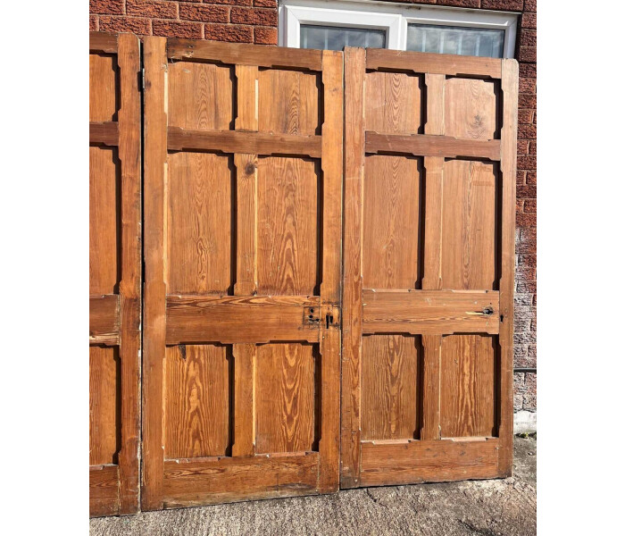 Six matched pitch pine doors 6