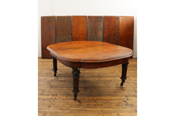 19th C Extending Table 25.11.25 1 Medium