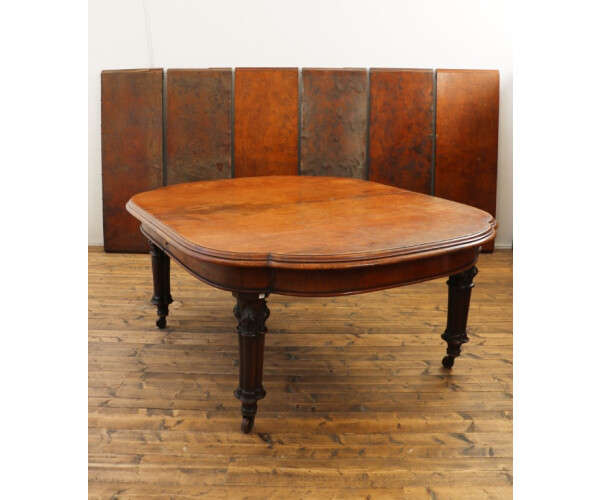 19th C Extending Table 25.11.25 1 Medium