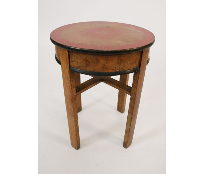 A Superb Small Early 20th Century Boozing Table Made by Gaskell and Chambers 1