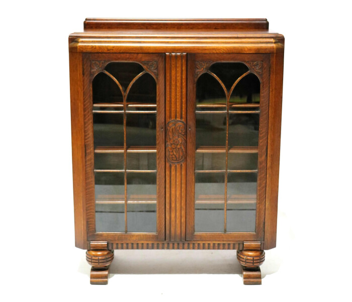 A very interesting and quality 1920s solid oak display cabinet 2