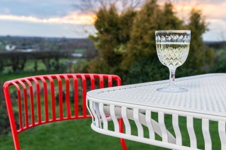 Outdoor Bar & Pub Event Ideas
