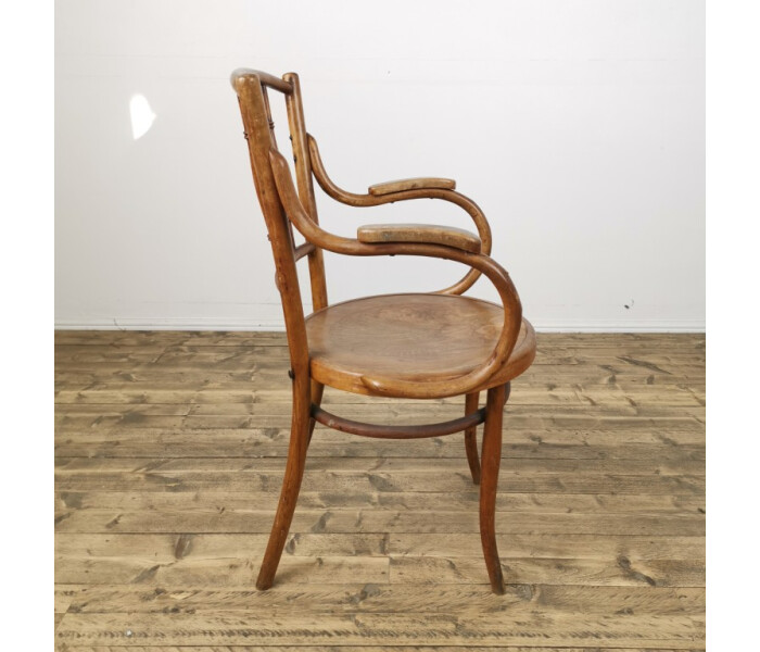 CAR BENTWOOD 2 Medium