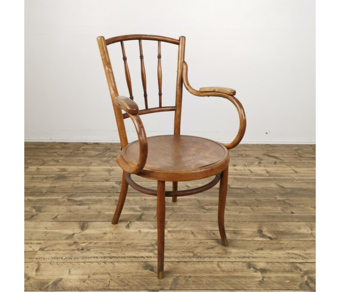 CAR BENTWOOD 4 Medium v2