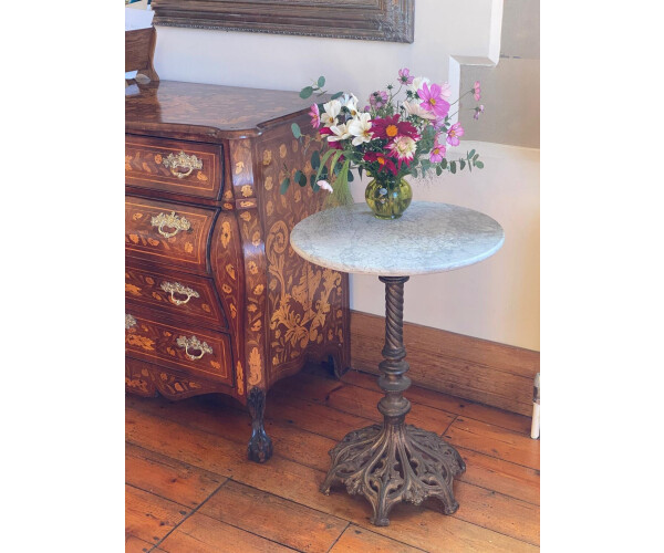 Gothic Short Cast Iron Table Base 1