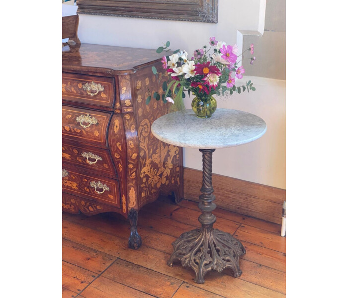 Gothic Short Cast Iron Table Base 1