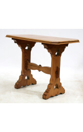 Gothic boozing table 1