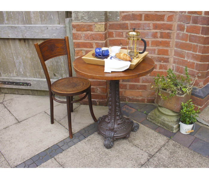 Traditional Cast Iron Pub Table Base