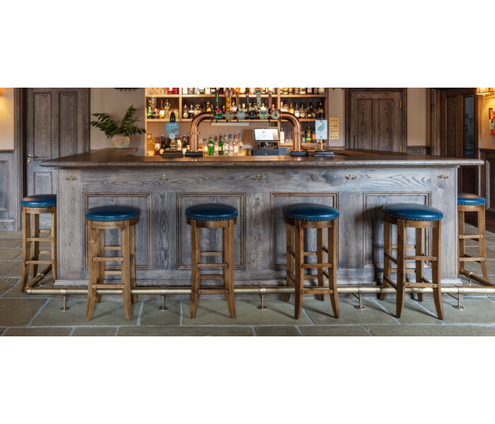 Kirkstyle Inn Medium 1