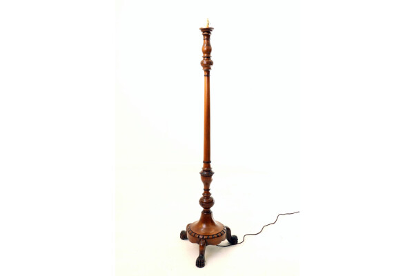 LAMP CLAW01 1 Medium