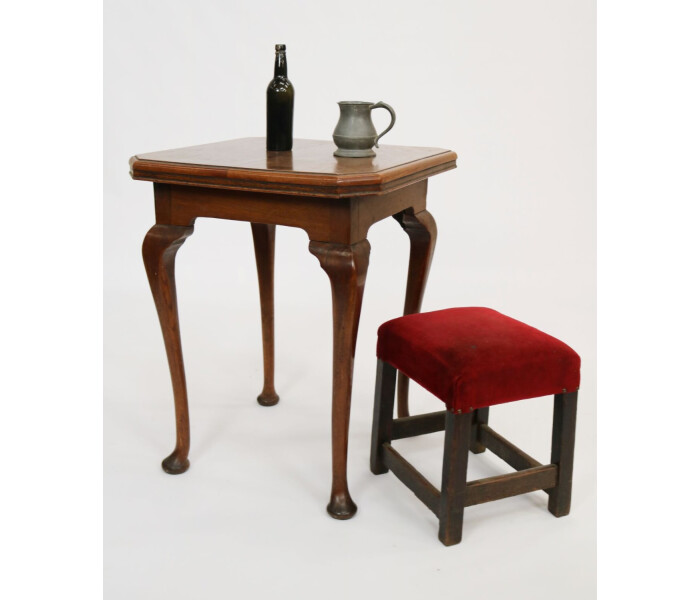 Low oak bar stool with original upholstery 6