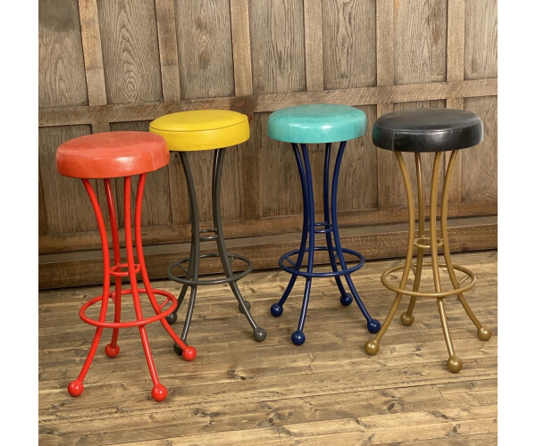 PENDLE STOOLS 1