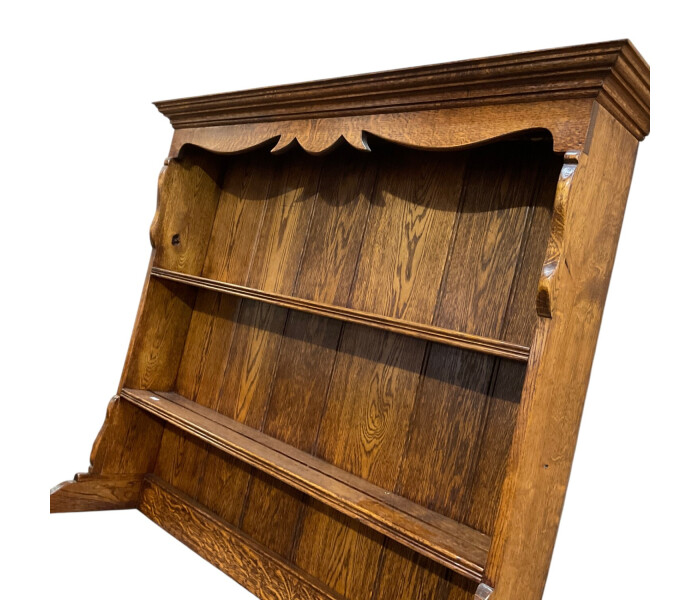REF SEVEN DRESSER 2