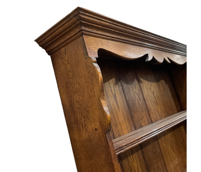 REF SEVEN DRESSER 4
