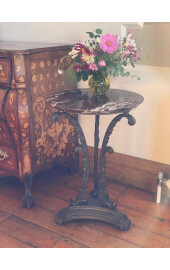 Regency Scroll Base 1