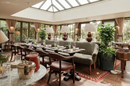 Teffont House: A Timeless Dining Space