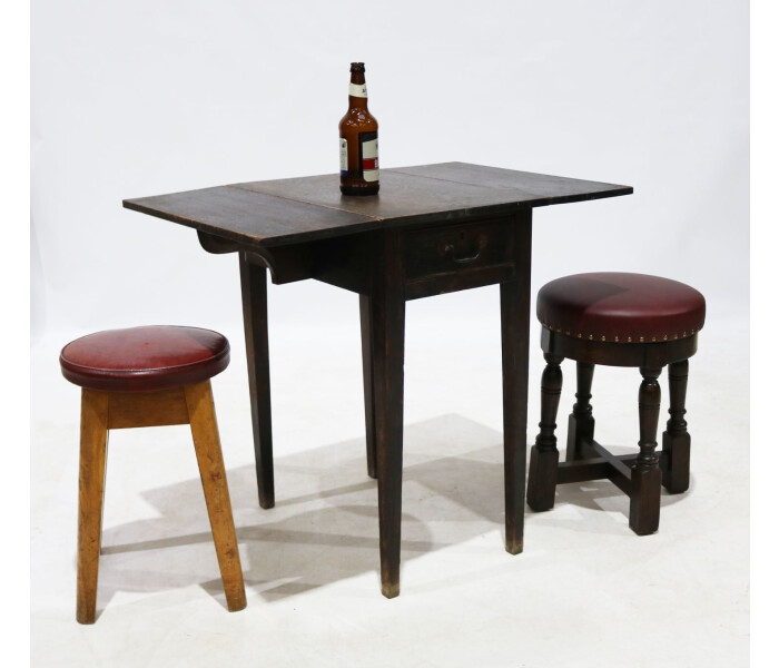 Unusual 18th Century Miniture Pembroke table 4